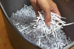getting to know the types of paper shredders