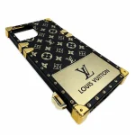 خرید قاب آیفون طرح صندوقی لوکس Louis Vuitton